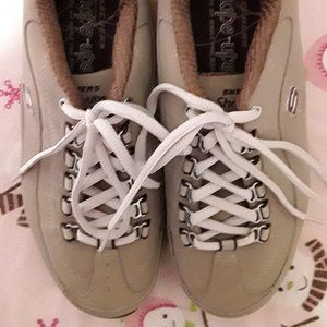 SKETCHERS TAN SHAPE UP SHOES SIZE 6 EUC